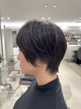 ハイヤ(Hiya) スウィングショート　カジュアルショート　くびれショート