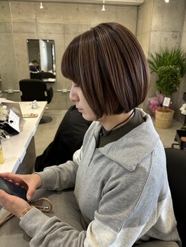 リリアン(ReLien) ハイライトボブ