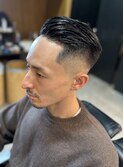 ミドルフェードワイルドアップバングスリックバック