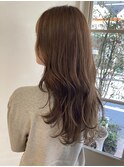 色持ちの良いカラー赤味を抑えたブラウン系ベージュで艶髪に