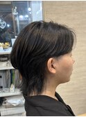 夏は短めセンターパートウルフカットがおすすめ♪あゆむ