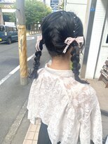 デコヘアー キートス(DECO HAIR kiitos)&nbsp;ツインの編み下ろしアレンジ