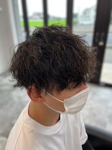 《*ヘアデザイン紹介*》髪が短めのスタイルに波巻きパーマで、より清潔感のあるヘアに*[水戸/メンズパーマ]