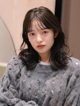 ガーデンヨコハマエスト(GARDEN YOKOHAMA est) ボブルフ　小顔　ミディアム　ボブ　レイヤー　シースルーバング