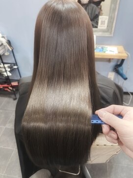 オンアンドオフ コウベ(ONandOFF KOBE) ツヤと透明感の髪質改善ロングカラー