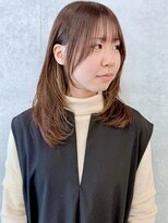 モリオ(morio)&nbsp;大人のこなれ感×フェイスレイヤーでつくるミディアムヘア