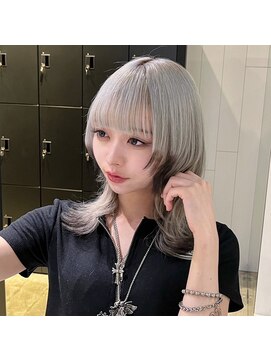 アマトウキョウ アユンチェ(AMA TOKYO×AYUNCHE) エンドデザインカラーウルフ