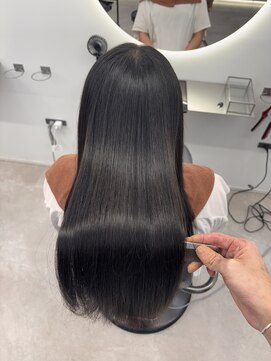 メルバイグラフ 梅田(mel by GRAFF) 【髪質改善】ロング/ミディアム/ボブ/レイヤー