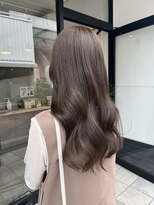 ココンプリュス アンド モナ(COCON+&MONA+)&nbsp;韓国風ロングヘア＊yuicut