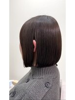 ネウィ 広島(newi)&nbsp;ぱつっとボブ