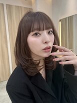 ウェイズトウキョウ 新宿店(Ways TOKYO)&nbsp;前髪ありミディアムレイヤーカット顔まわり透明感カラーベージュ