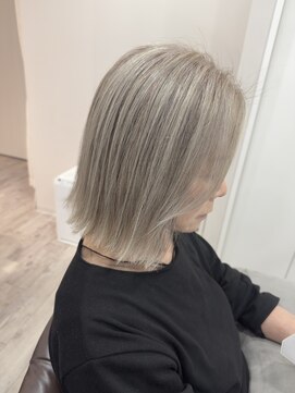 カミノワ(kaminowa) 白髪率70%おすすめヘア/50代/60代/白髪ぼかし/白髪染め/卵形