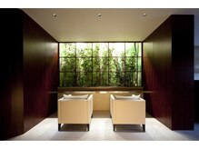 サロン ヴィジン ニューヨーク Salon Vijin NYの雰囲気（マイナスイオン効果で空気がきれい、寛ぎのラグジュアリー空間）
