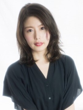 クアトログランシュ 水戸店(QUATRO×GranCieux) 【QUATRO】春アッシュ大人外ハネミディアム