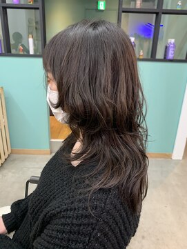 キューズ クラブ(cuz KLUB) 【cuzKLUB】ウルフレイヤー×抜け感ウェーブ