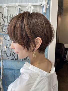 ロッティー(Rottie) 丸みショートボブ