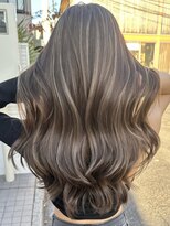 ヨロ 小岩(YOLO)&nbsp;ハイライトカラーミルクティーベージュケアブリーチダブルカラー