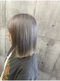 ホワイトベージュ×ボブ