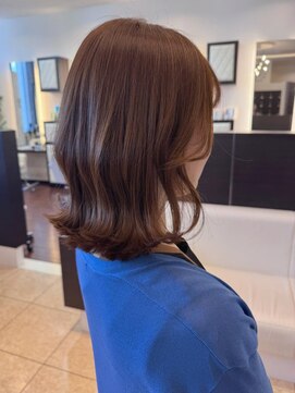ヴィサージュ ギンザ VISAGE GINZA 人気のミディアムレイヤースタイル