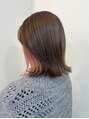 ロエ(loe) ワンポイントのインナーカラーでさりげないオシャレなヘアを◎