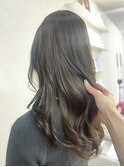 オリーブブラウン