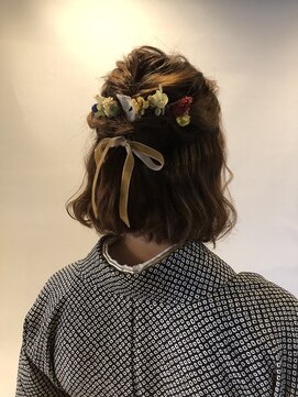 ココリュビ(COCO RUBIS) sweetハーフアップ