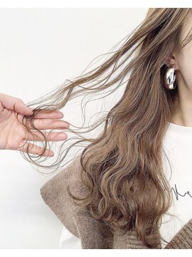 ガーランドウメダ(Garland umeda) リラックスウェーブ＿ミディアム＿000860