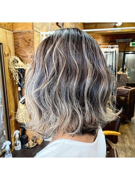 ユートピア(U topia) 【U-topia町田】【エアータッチバレイヤージュ】夏ハイライト