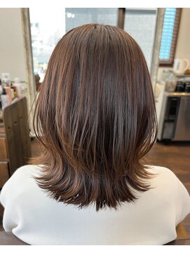 ワンイレブン 新橋銀座口(ONE_ELEVEN) 外ハネボブ