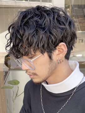 フィフス(fifth) ツイストスパイラルパーマ刈り上げセンターパート2wayフィフス