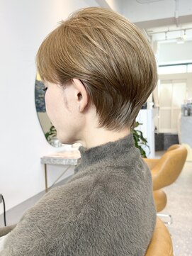 ファチュール(fAture.) 40代50代60代くびれ大人ショート小顔白髪ぼかしくすみグレージュ