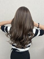 ヨロ 上野(YOLO)&nbsp;ハイライトカラーミルクティーベージュケアブリーチダブルカラー