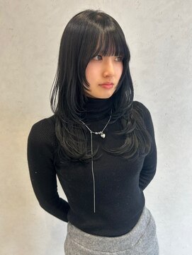 ルル(LuLu by KENJE) レイヤーカット【藤沢/本鵠沼/ヘッドスパ/白髪ぼかし/艶髪】