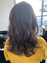 ウールバイレガーレ(uul by Legare/a)&nbsp;グレージュ切りっぱなしボブ前髪ありミニボブミルクティベージュ