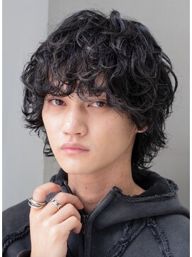 レタッチ バイ フィフス 天神大名(RETOUCH by fifth) 福岡天神ゆるめシャドウパーマメンズマッシュウルフカット緩め