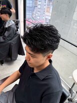 イーラ(era)&nbsp;フェザーパーマパーマ/メンズ/刈り上げ/眉毛/ツイスト