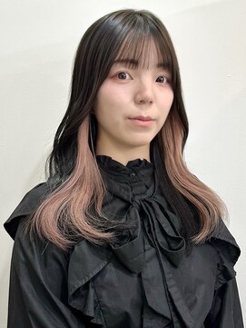 サクラ オモテサンドウ(SAKURA) 色落ちが綺麗！隠せるバレないインナーカラーピンク　表参道