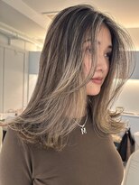 ノラ ウメダ(NORA UMEDA)&nbsp;ハイライトカラーグラデーション海外風