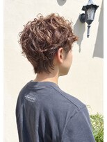 ラポール 蟹江(RAPPORT)&nbsp;メンズカットで魅せるニュアンスパーマショート