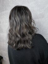 アンダーバーホワイト 天王寺阿倍野店(_WHITE)&nbsp;コントラストハイライト_グレージュ_ウェーブセミディ