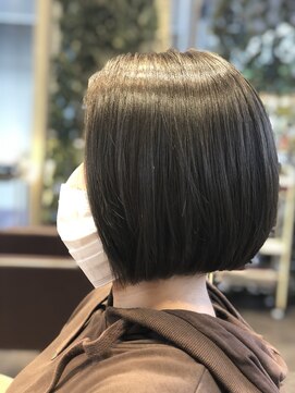 ビースリー ロア お手入れ楽ちん♪すっきりボブ