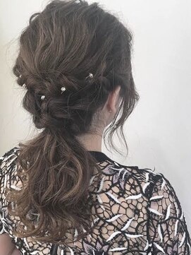 オルタ 反町(alter) ローポニーテールアレンジ