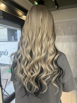 ラピス 大宮(Lapis) ホワイト×インナーブラック♪