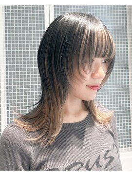 イデア(idea) ウルフ/インナーカラー/インナーウルフ/ベージュカラー