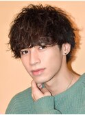 スパイラルパーマツーブロック刈り上げラウンドマッシュ韓国黒髪