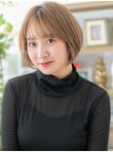 ハイトーンカラー前下がりショートボブTb6上尾0代30代40代