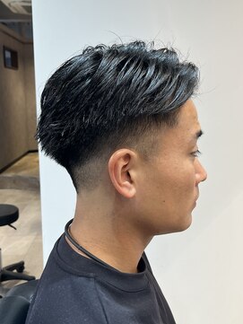 ヴィ 大宮(Vii) ダークアッシュ／カルマパーマ／アッシュブラック