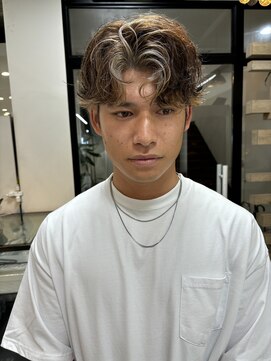 テテ(TETE) センターパート　インナーカラー