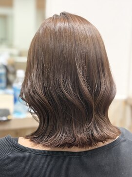 フルブルーム 東林間(fullbloom) くびれミディアムヘーゼルベージュケアカラーレイヤーカット