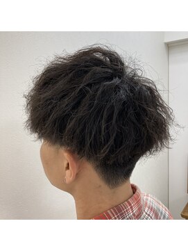 アールモンドヘア新世界 ♯ツイストパーマ